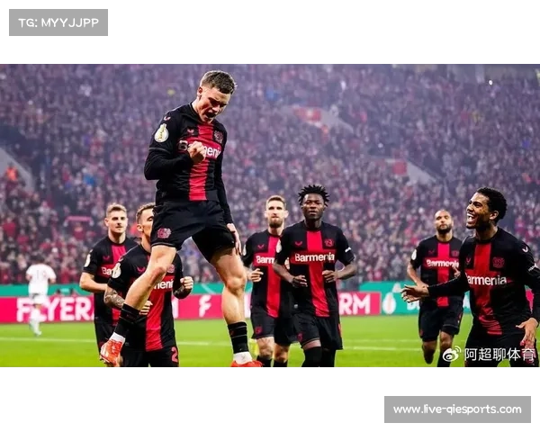 勒沃库森主场4-0大胜圣保利,德甲争冠格局激烈,拜仁、多特蒙德紧咬积分